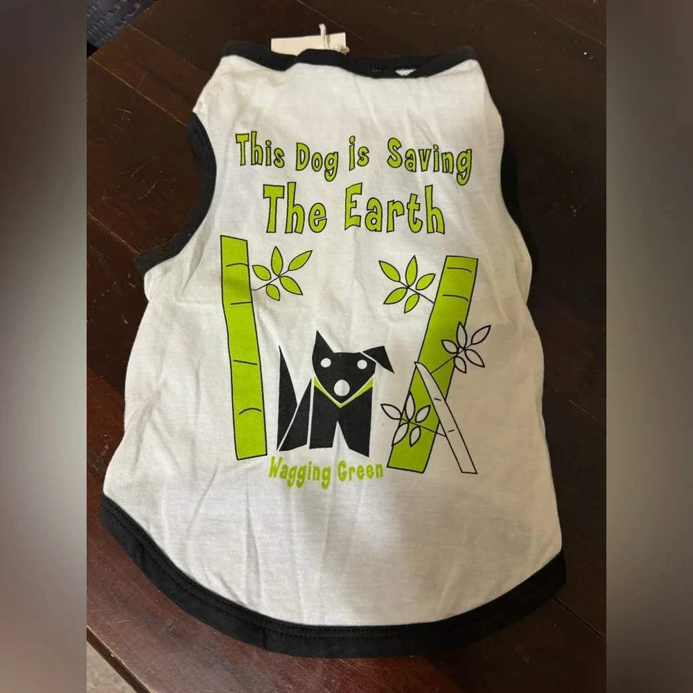 Wagging Green Bamboo Pooch Dog T-shirt NWT Size Medium Doggie T-shirt